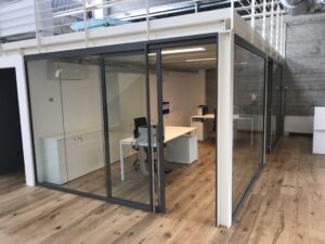 AUTMIND-GLASS-2-2048x1536